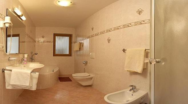 Residence Bellavista Santa Cristina Val Gardena Bagian luar foto